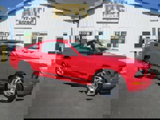 Used 2005 Ford Mustang Deluxe image 1