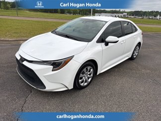 Used 2021 Toyota Corolla LE image 1