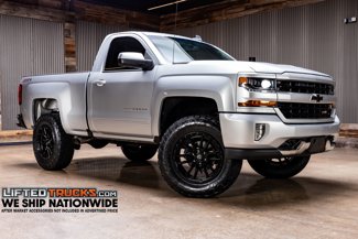 Used 2017 Chevrolet Silverado 1500 LT w/ LT Convenience Package image 1