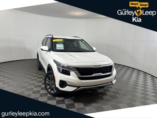 Certified 2023 Kia Seltos S image 1