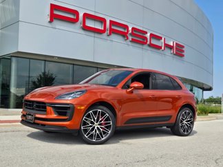 Certified 2024 Porsche Macan S image 1