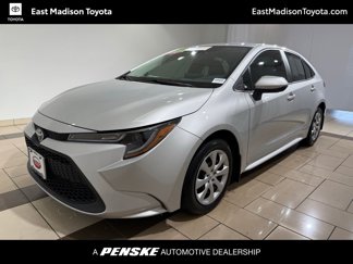 Certified 2022 Toyota Corolla LE image 1