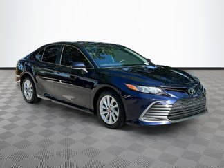 Used 2022 Toyota Camry LE image 1