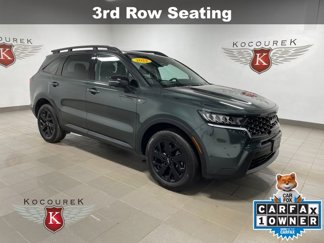 Used 2022 Kia Sorento S w/ Panoramic Sunroof Package image 1