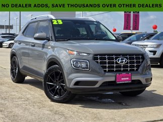 Used 2023 Hyundai Venue SEL image 1