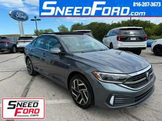 Used 2022 Volkswagen Jetta SEL image 1