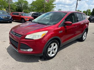 Used 2015 Ford Escape SE image 1