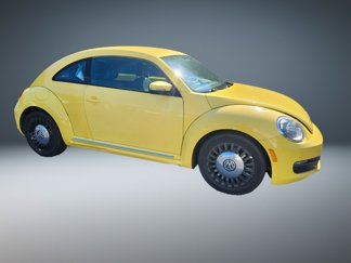 Used 2013 Volkswagen Beetle 2.5 image 1