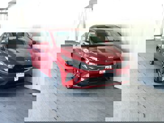 Used 2023 Kia Forte LXS image 1