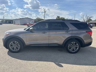 Used 2021 Ford Explorer XLT w/ Equipment Group 202A image 1