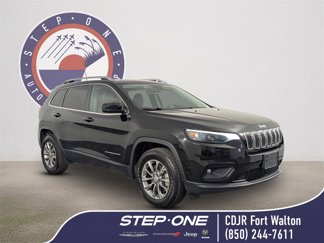 Certified 2020 Jeep Cherokee Latitude Lux w/ Comfort/Convenience Group image 1