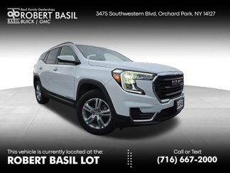 Used 2022 GMC Terrain SLE w/ Driver Convenience Package image 1