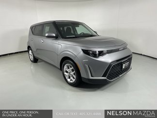 Used 2023 Kia Soul LX w/ LX Technology Package image 1