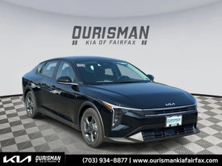New 2025 Kia K4 LXS image 1