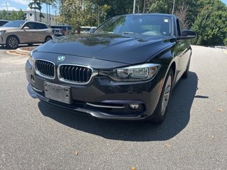 Used 2017 BMW 330i Sedan image 1