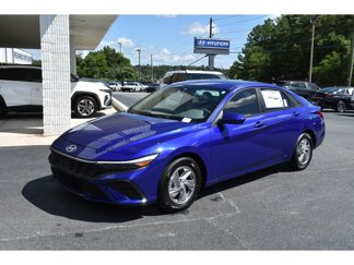 New 2025 Hyundai Elantra SE image 1