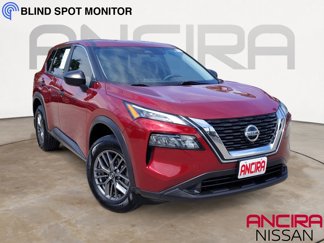 Used 2021 Nissan Rogue S image 1