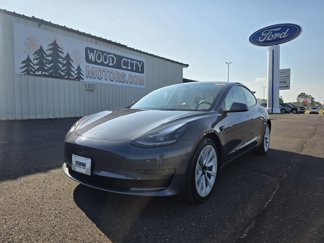 Used 2023 Tesla Model 3 Standard Range image 1