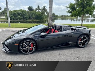 Used 2022 Lamborghini Huracan EVO image 1