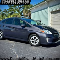 Used 2014 Toyota Prius Two image 1