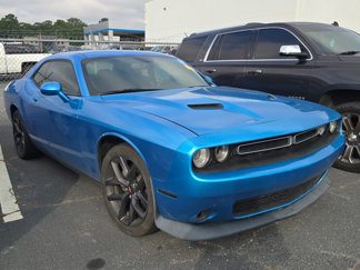 Used 2019 Dodge Challenger SXT w/ Blacktop Package image 1