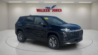 Used 2025 Chevrolet Equinox LT image 1
