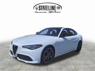 Used 2023 Alfa Romeo Giulia Veloce image 1