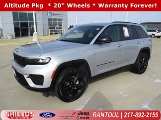 Used 2023 Jeep Grand Cherokee Altitude image 1