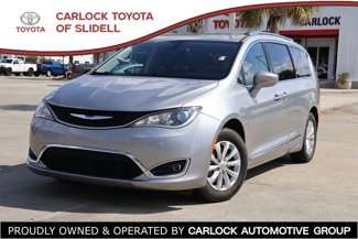 Used 2019 Chrysler Pacifica Touring-L video 1