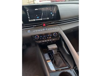 Used 2023 Hyundai Elantra SEL w/ Convenience Package video 2