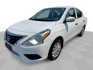 Used 2016 Nissan Versa S Plus image 1