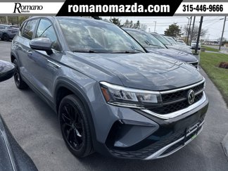 Used 2022 Volkswagen Taos SE image 1