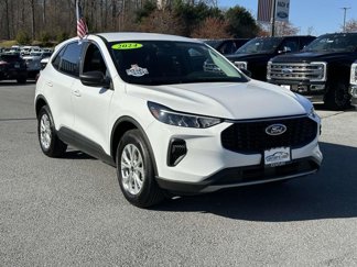 Used 2024 Ford Escape Active image 1
