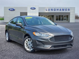 Used 2020 Ford Fusion SE image 1