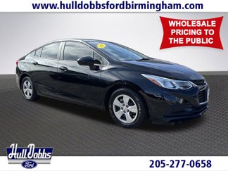 Used 2018 Chevrolet Cruze LS image 1