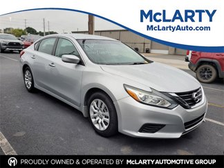 Used 2018 Nissan Altima 2.5 S image 1