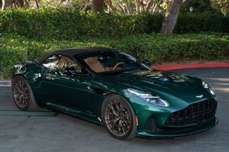 Used 2024 Aston Martin DB12 Convertible image 1