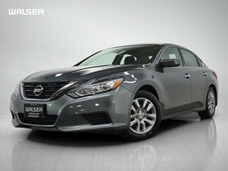 Used 2018 Nissan Altima 2.5 S w/ S Convenience Package image 1