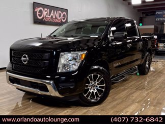 Used 2021 Nissan Titan SV w/ SV Convenience Package image 1