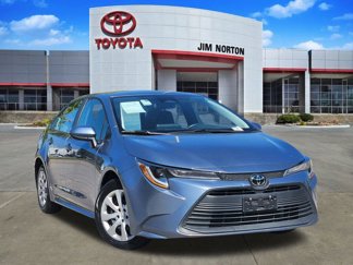 Used 2024 Toyota Corolla LE image 1