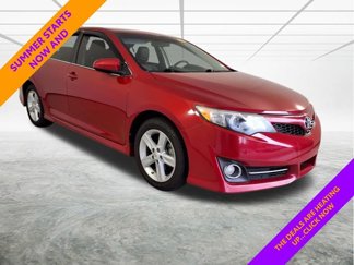 Used 2013 Toyota Camry SE image 1