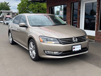Used 2015 Volkswagen Passat TDI SEL Premium image 1