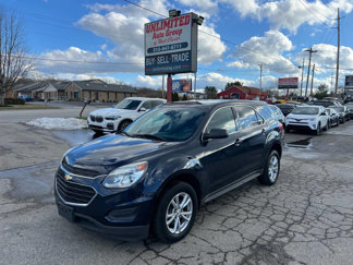 Used 2017 Chevrolet Equinox LS image 1