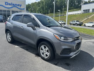 Used 2020 Chevrolet Trax LT w/ LT Convenience Package image 1