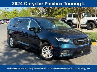 Certified 2024 Chrysler Pacifica Touring-L image 1