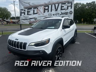 Used 2022 Jeep Cherokee Trailhawk w/ Comfort/Convenience Group image 1