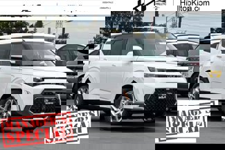 New 2025 Kia Soul LX image 1