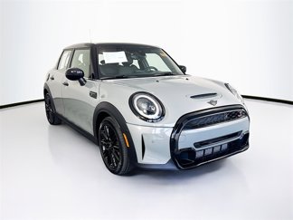 Used 2023 MINI Cooper S image 1