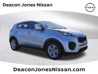 Used 2017 Kia Sportage LX image 1