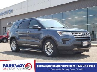 Used 2018 Ford Explorer XLT image 1